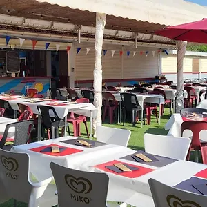 Lacs De Courtès Camping Estang